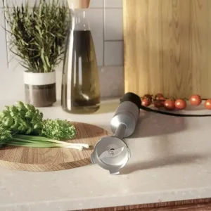 Блендер погружной ELECTROLUX E5HB2-8SS UA