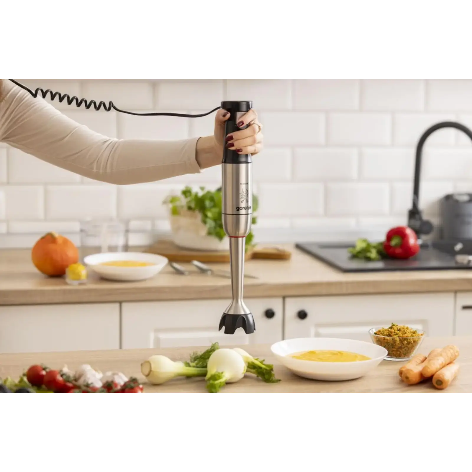 Погружной блендер Gorenje HBX1500VS UA