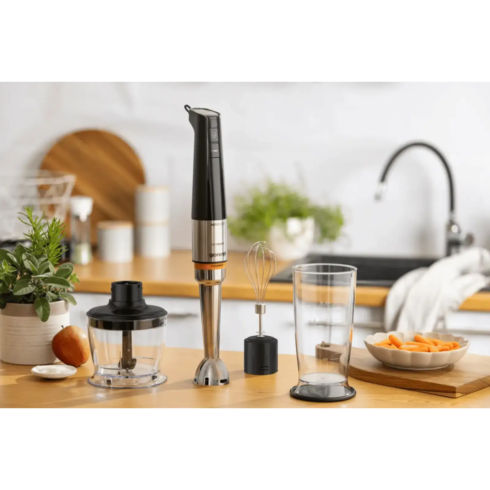 Погружной блендер Gorenje HBX1200EB UA