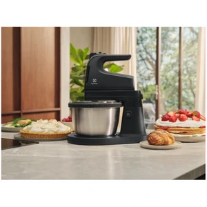 Стаціонарний міксер Electrolux ESM4B UA