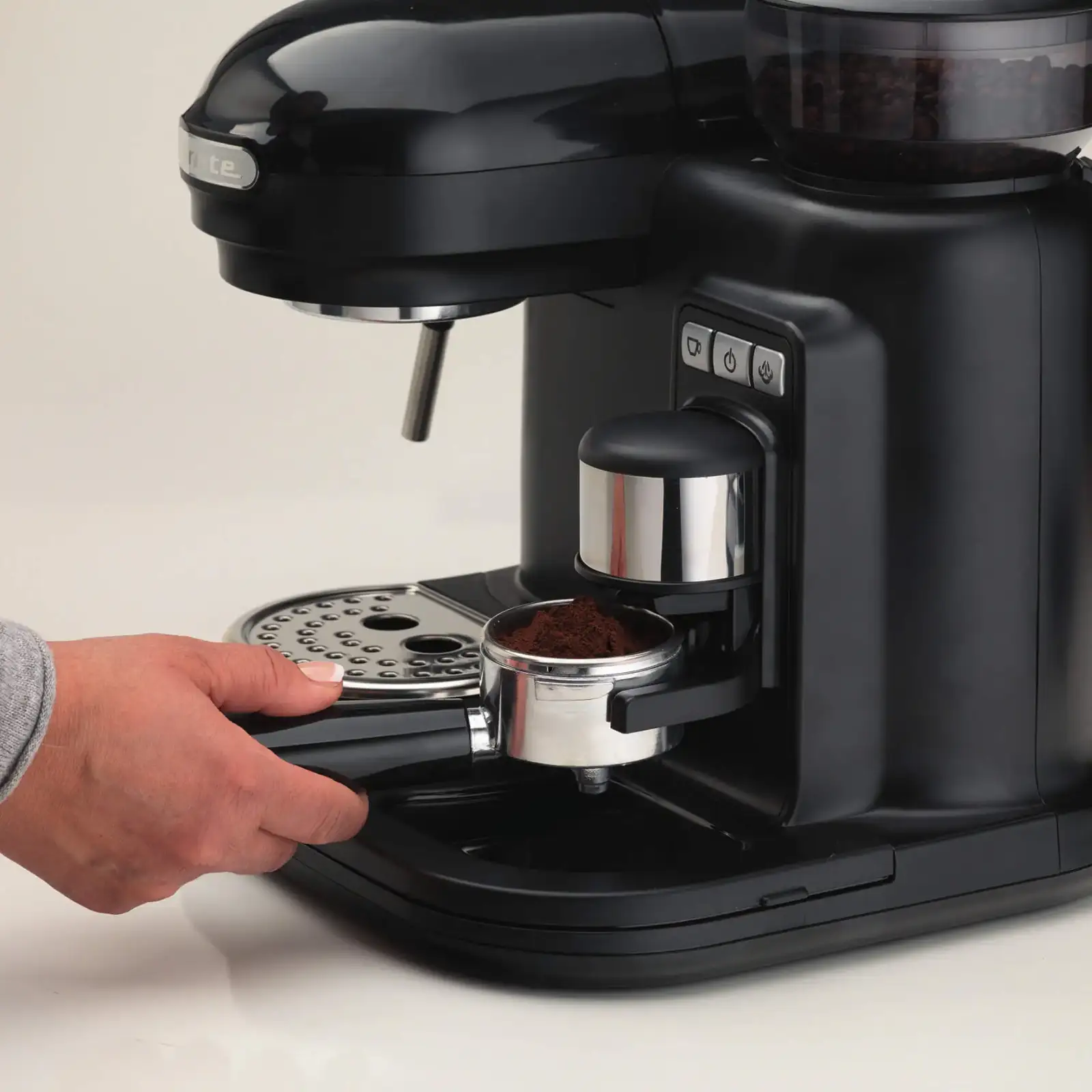 Кофеварки эспрессо ARIETE 1318 black UA