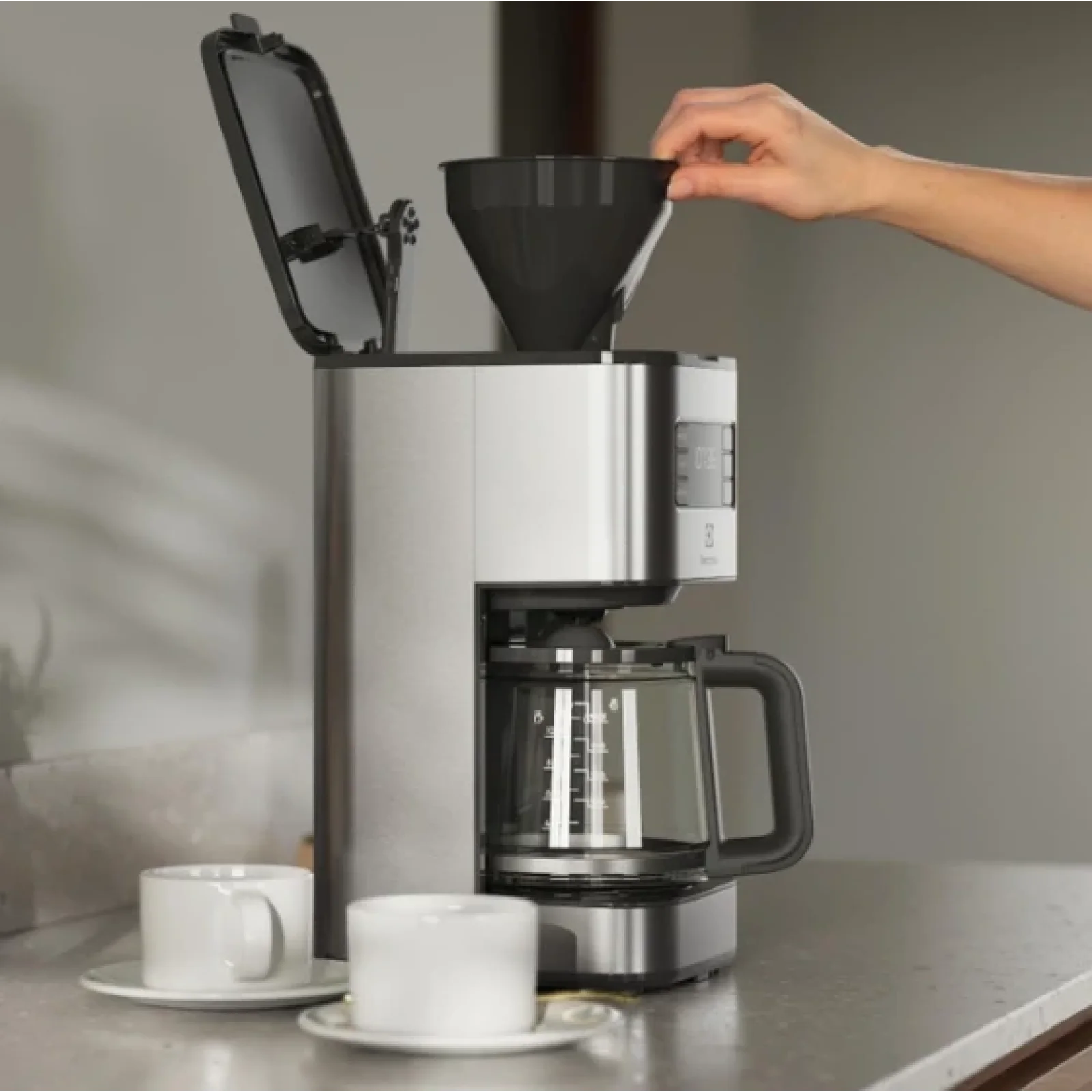 Кавоварка Electrolux E5CM1-6ST UA