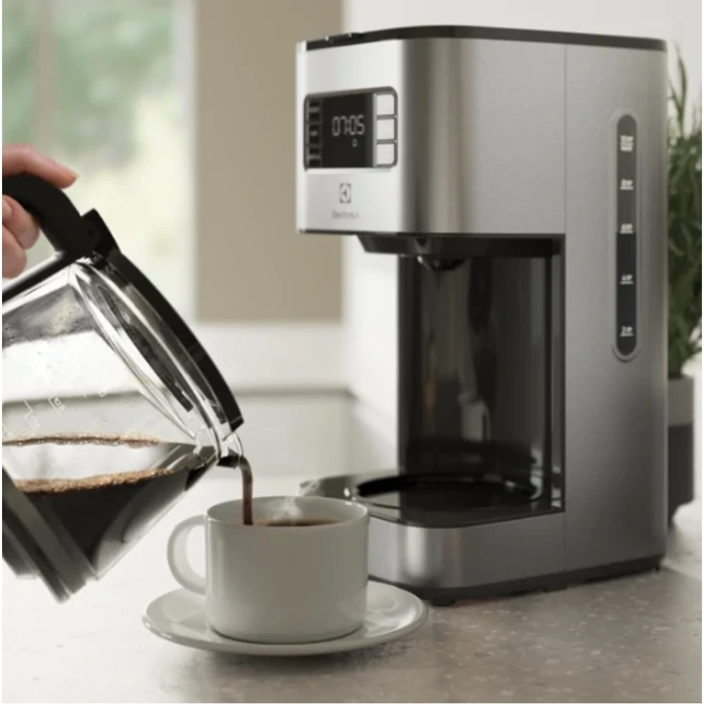 Кавоварка Electrolux E5CM1-6ST UA