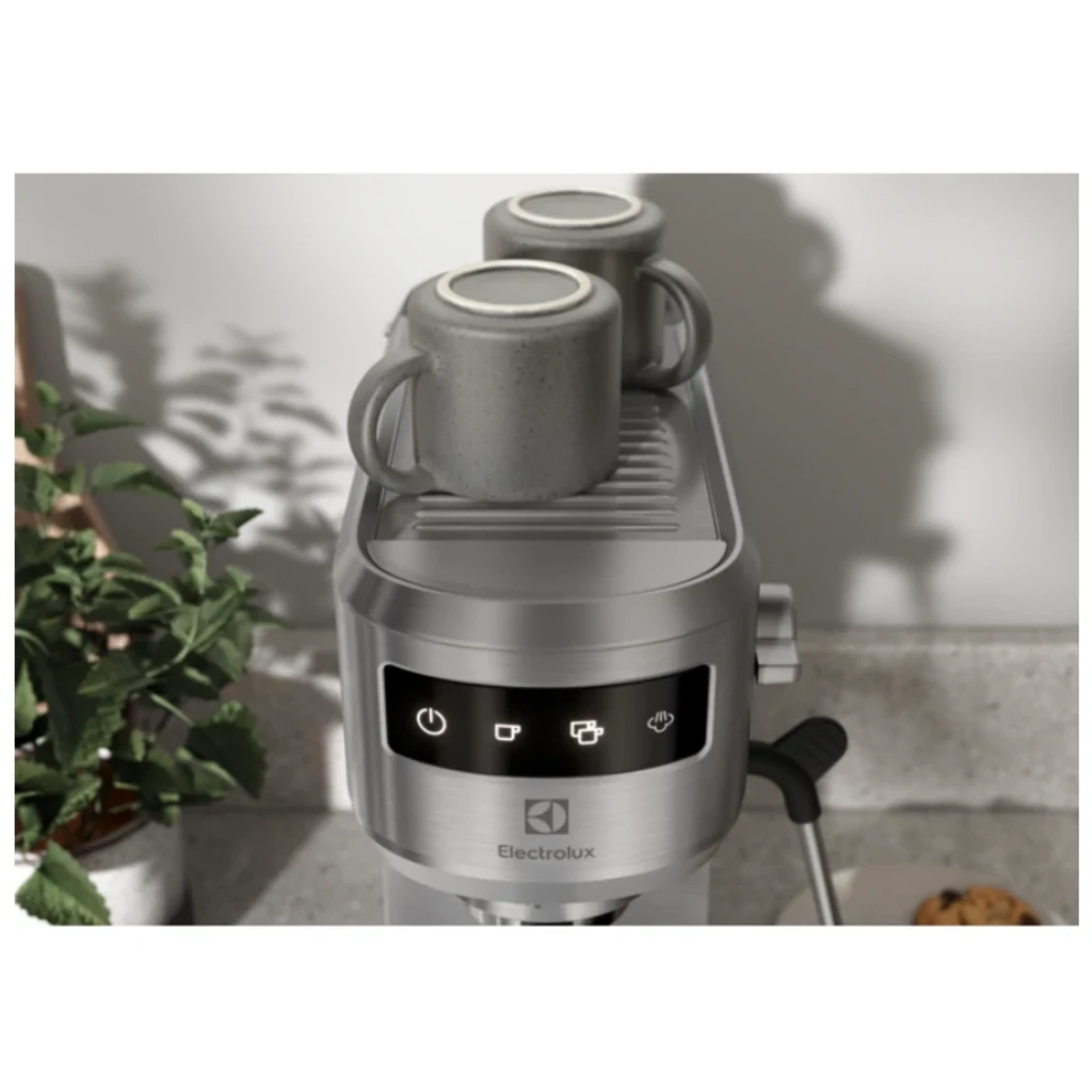 Кофеварка эспрессо Electrolux E6EC1-6ST UA