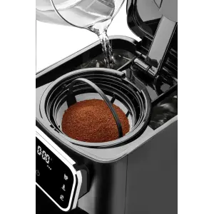 Кофеварка капельная Amica CD 2011 UA