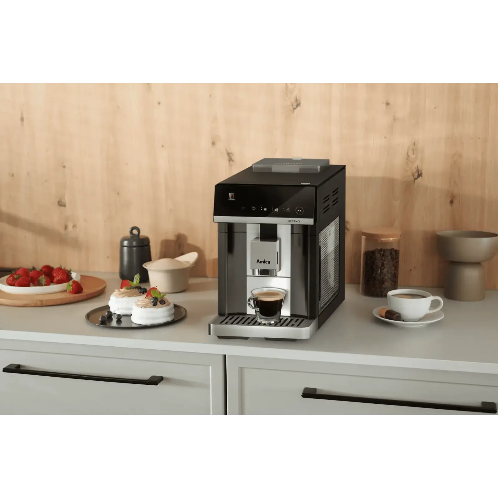 Кофемашина Amica CM 7011 Elegance UA