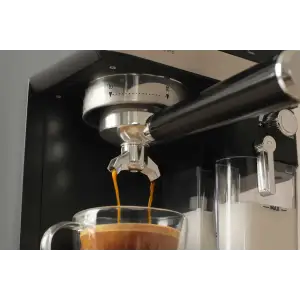 Кавоварка еспресо Sencor SES 4060BK UA