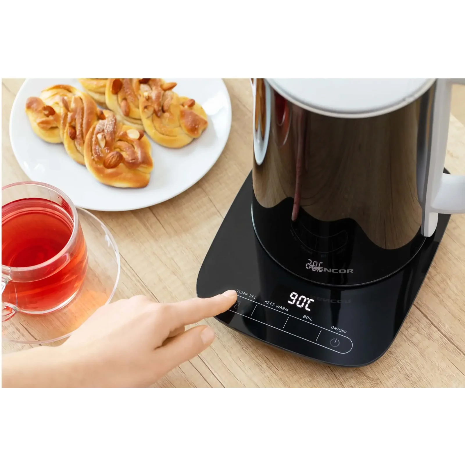 Чайник SENCOR SWK 1592BK UA