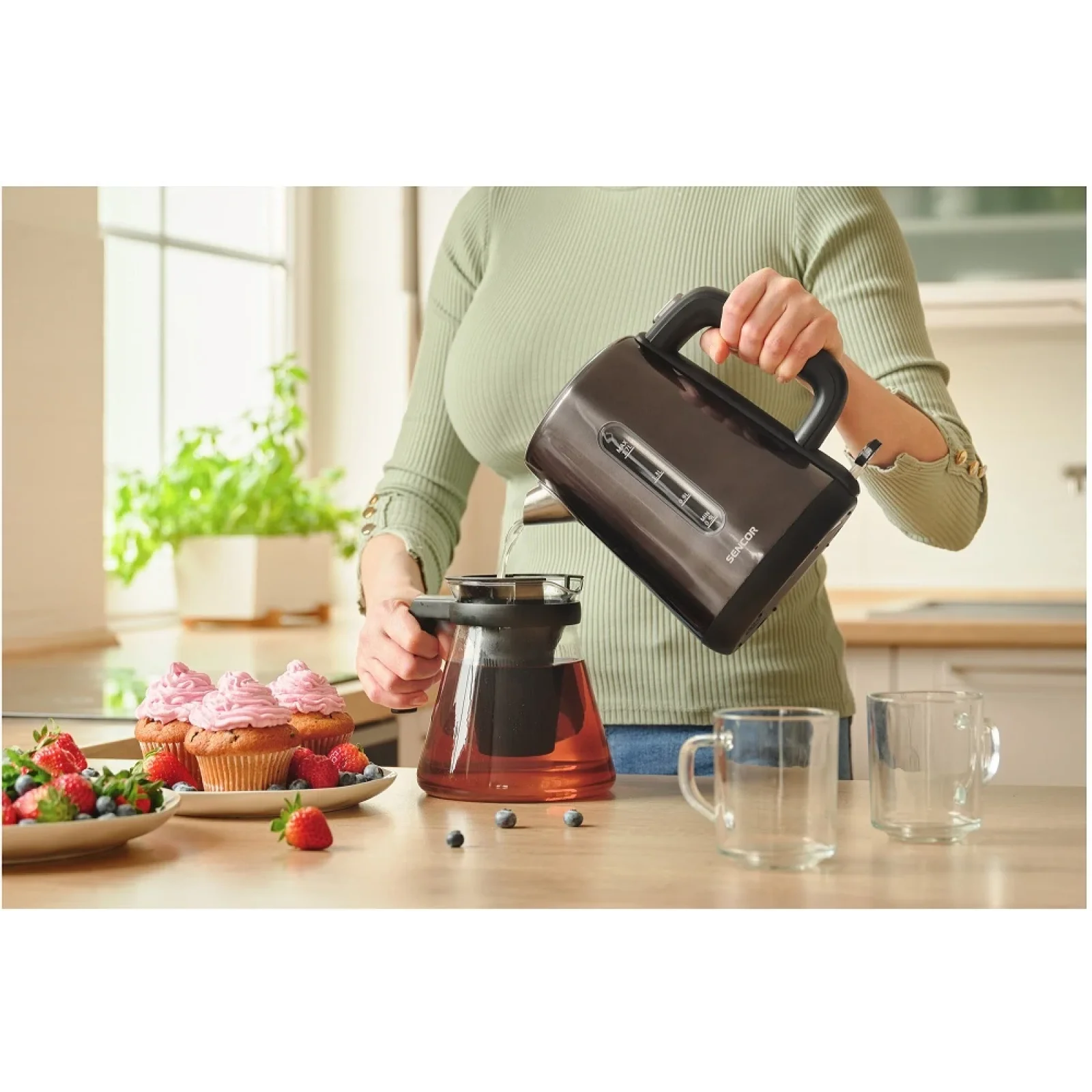 Електрочайник Sencor SWK 1753BK UA
