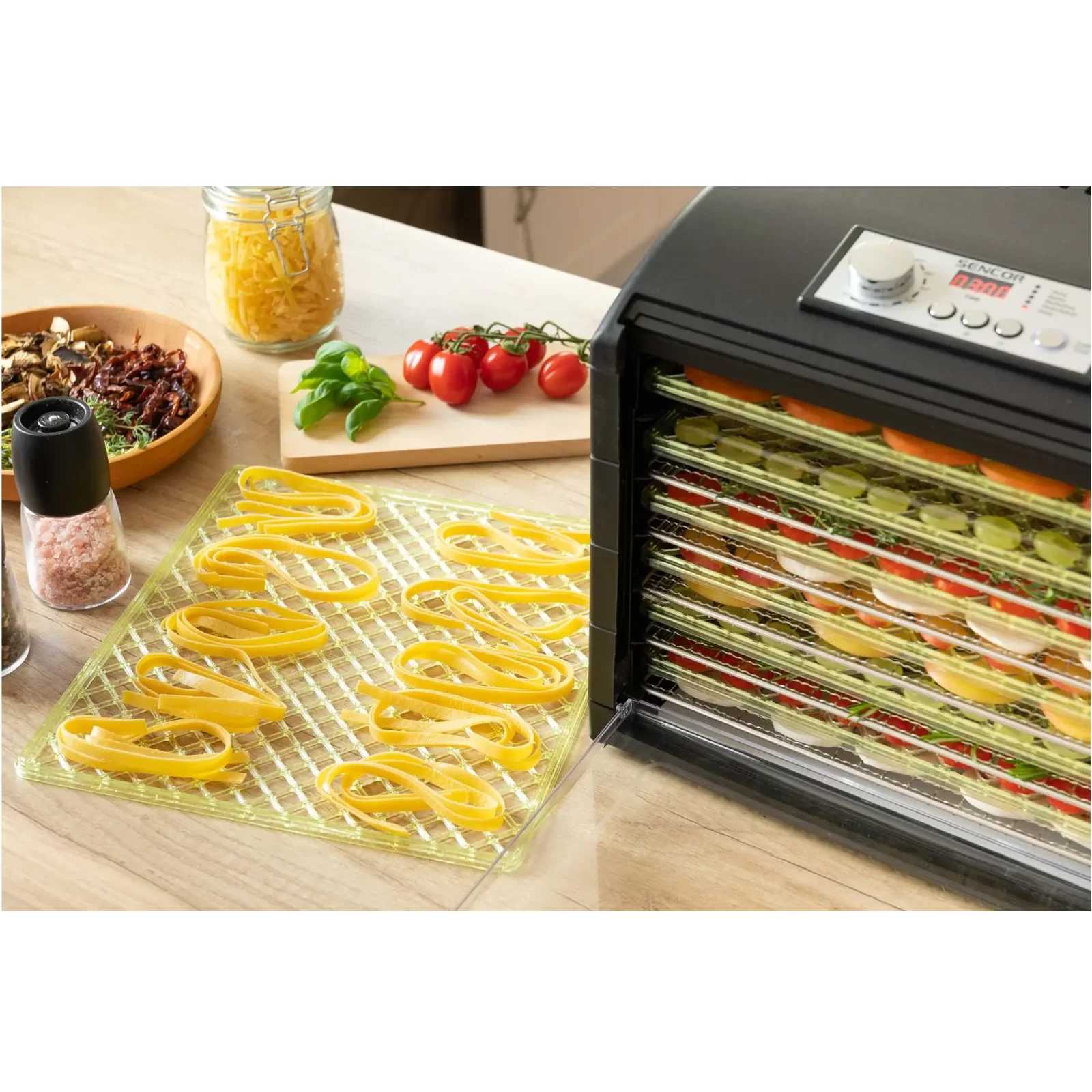 Електросушка SENCOR SFD 6601BK UA