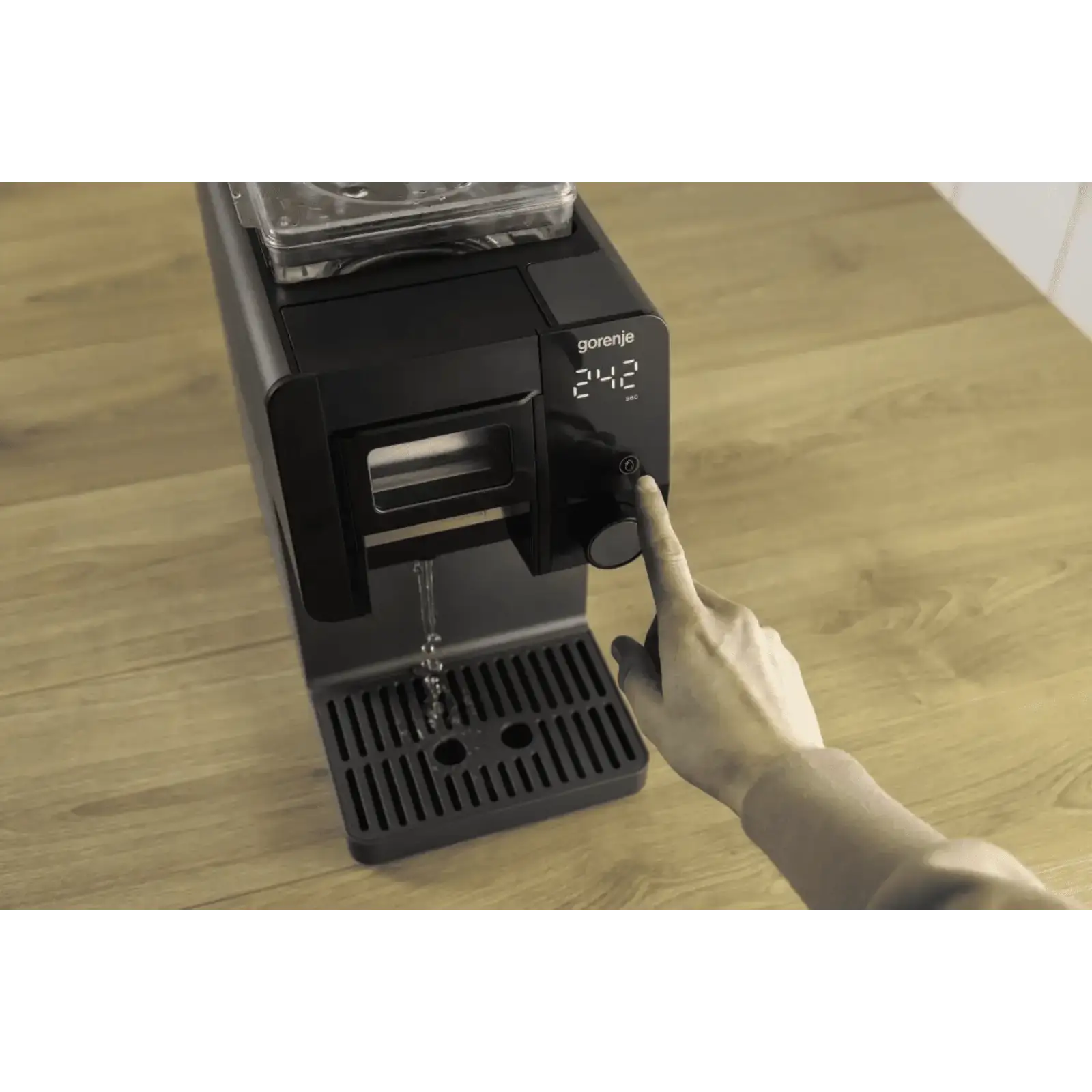 Льодогенератор Gorenje GIICM UA