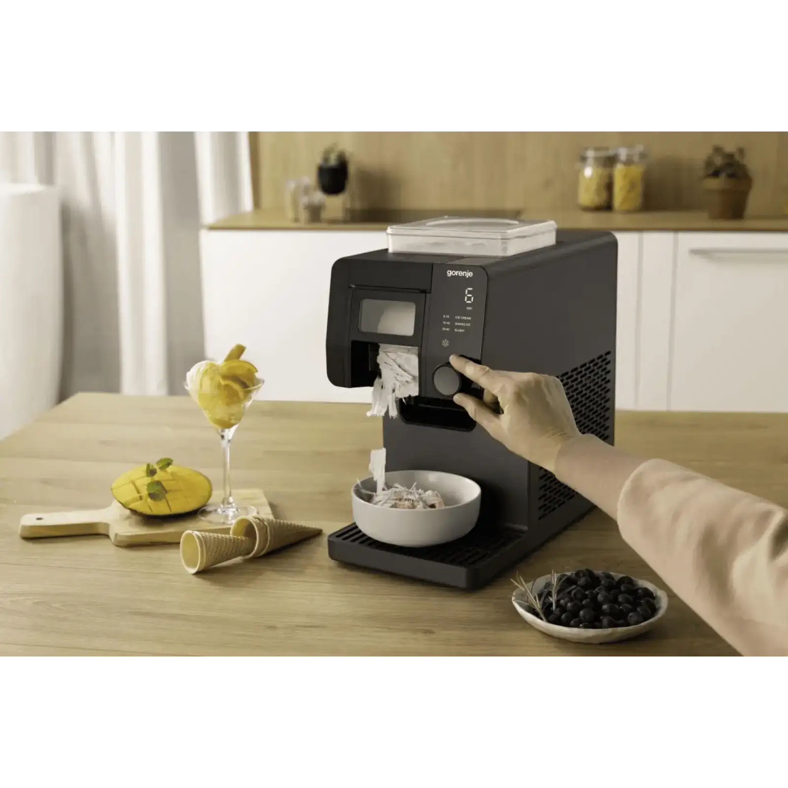 Льодогенератор Gorenje GIICM UA