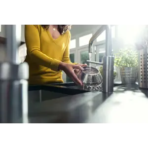 Соковитискач центробіжний Philips HR1922/21 UA