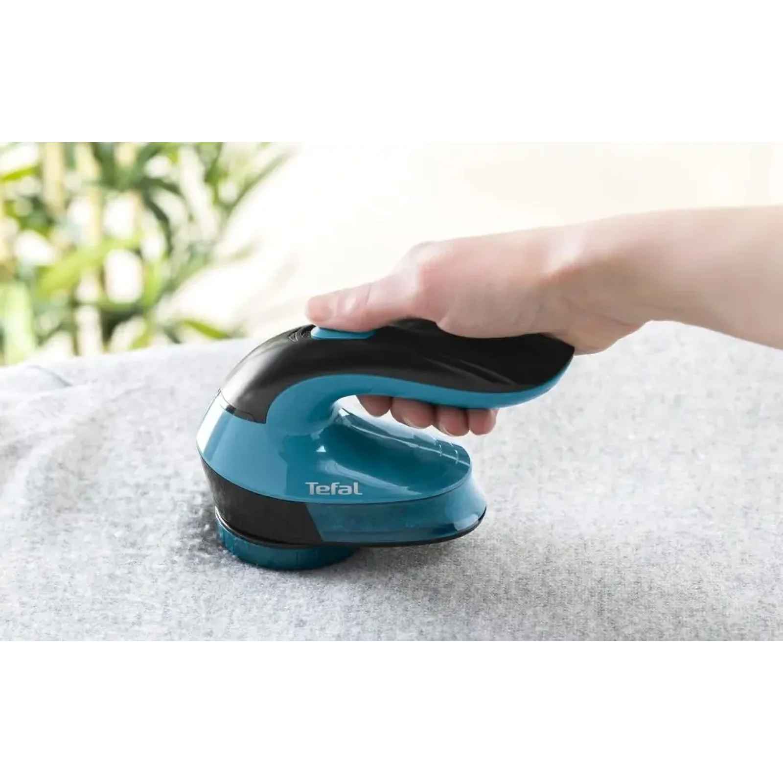 Машинка для чистки трикотажу TEFAL JB1011E0 UA