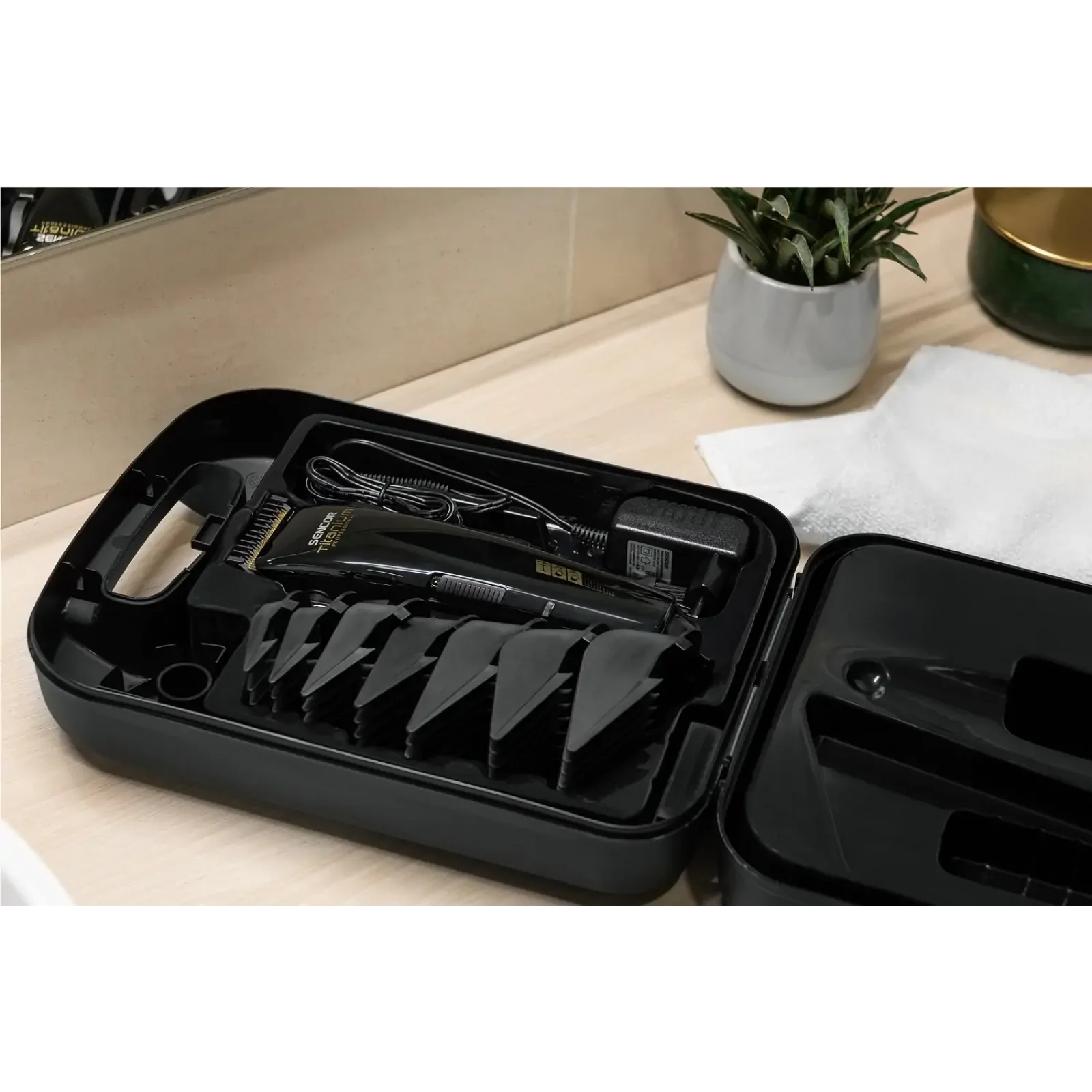 Набор для стрижки SENCOR SHP 8400BK UA