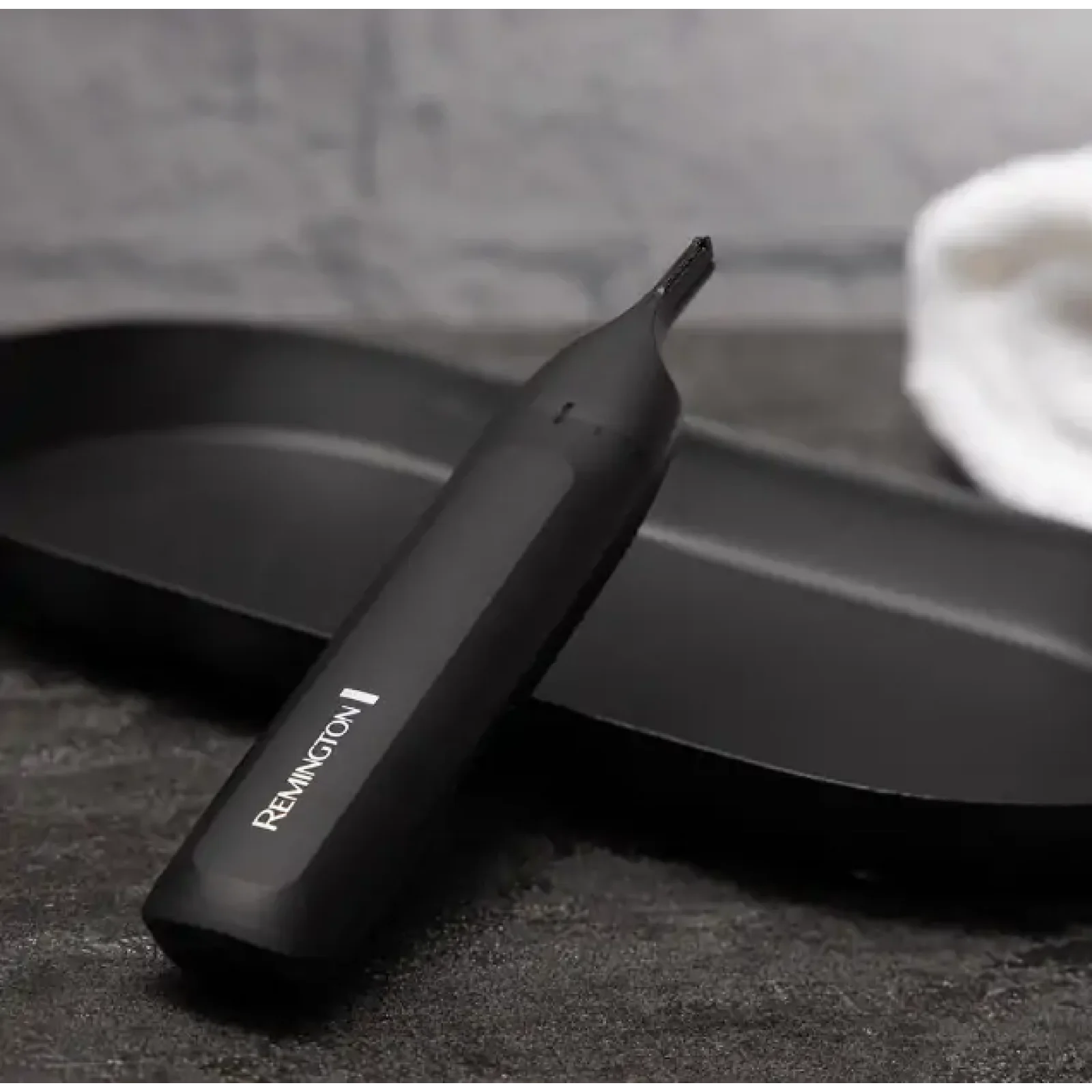 Триммер для носа REMINGTON NE8000 E51 UA