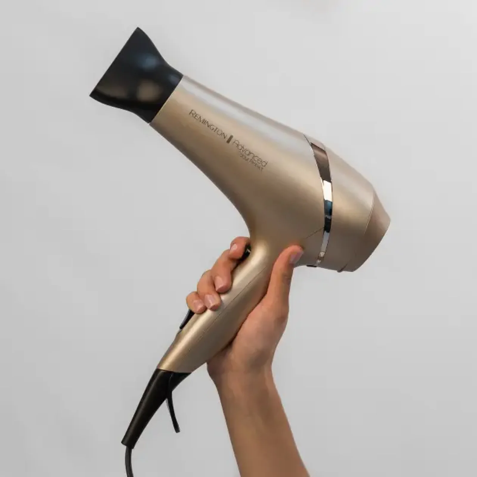 Фен REMINGTON AC8605 UA