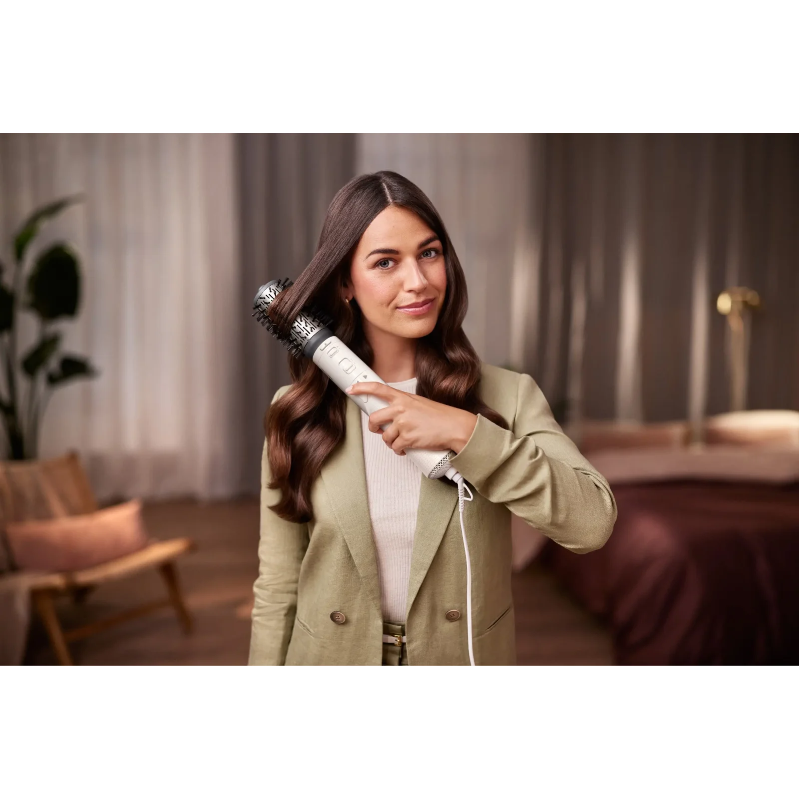 Фен-щетка Philips BHA710/00 UA