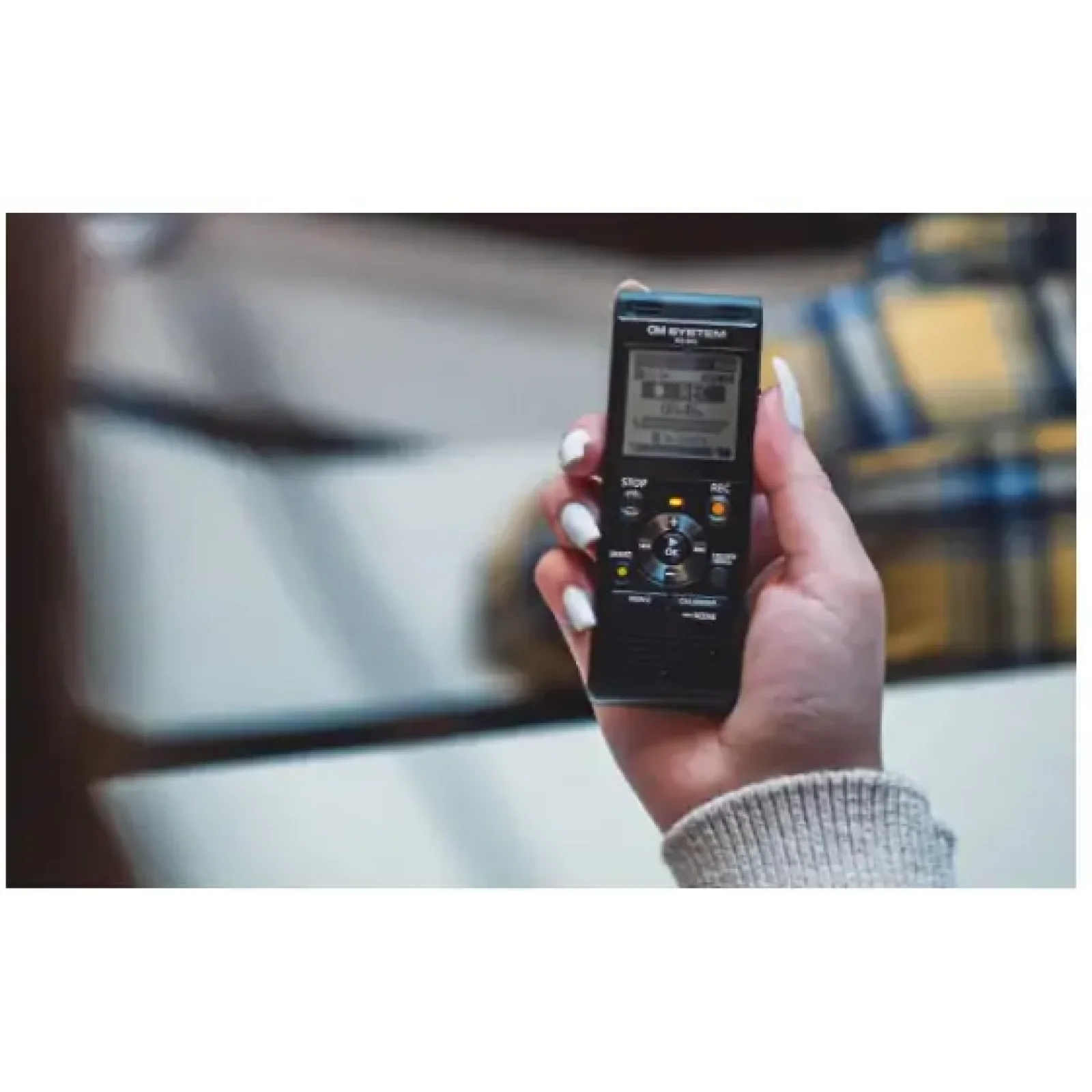 Диктофон цифровой OLYMPUS OM SYSTEM WS-883 Black (8GB) UA