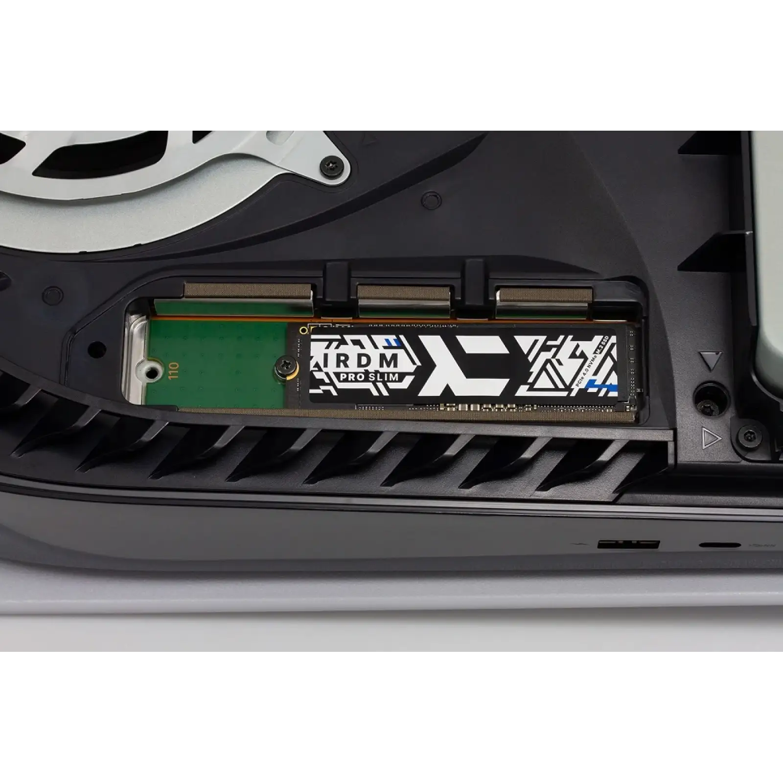 SSD накопитель Goodram IRDM PRO SLIM 2TB M.2 2280 PCIe 4x4 NVMe (IRP-SSDPR-P44S-2K0-80) UA