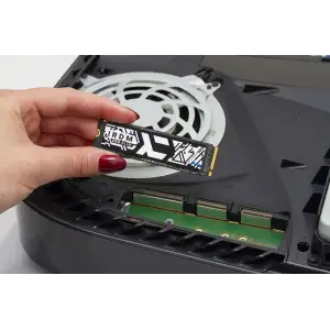 SSD накопитель Goodram IRDM PRO SLIM 2TB M.2 2280 PCIe 4x4 NVMe (IRP-SSDPR-P44S-2K0-80) UA