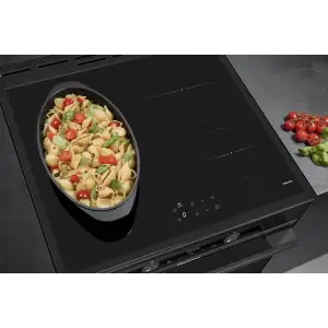 Електрична плита Hisense HEITS6E70BPMPG (FI6A4J-GPN22) UA