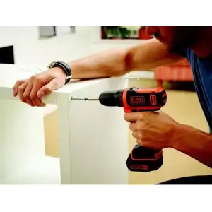 Шуруповерт BLACK&DECKER BDCDD12, 10.8V, 26Нм, Li-Ion UA
