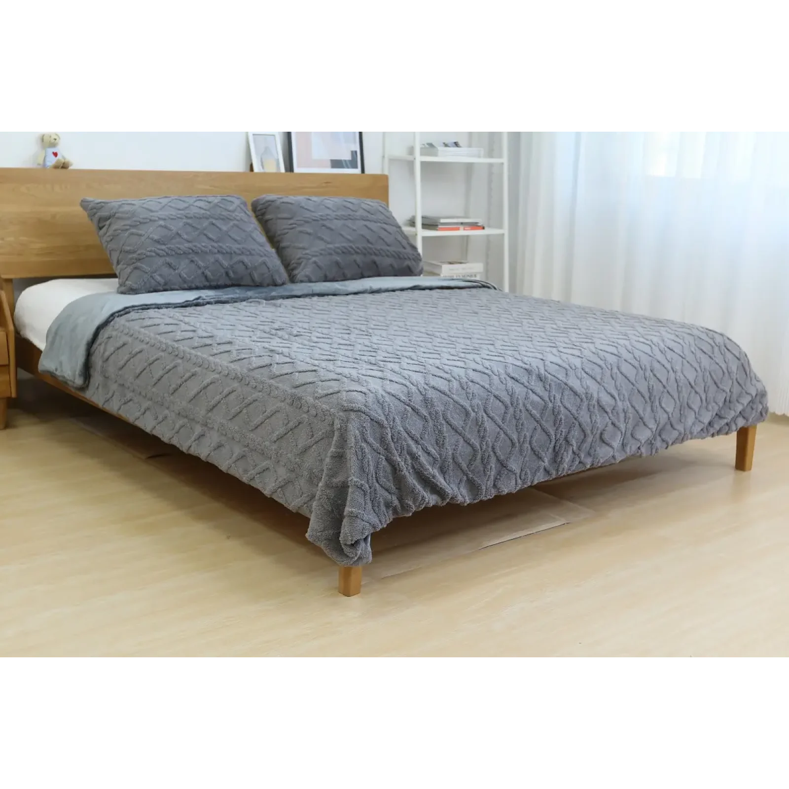 Набір текстилю Soho Ковдра 200х220 см + 2 наволочки 50х70 см Romance Gray UA