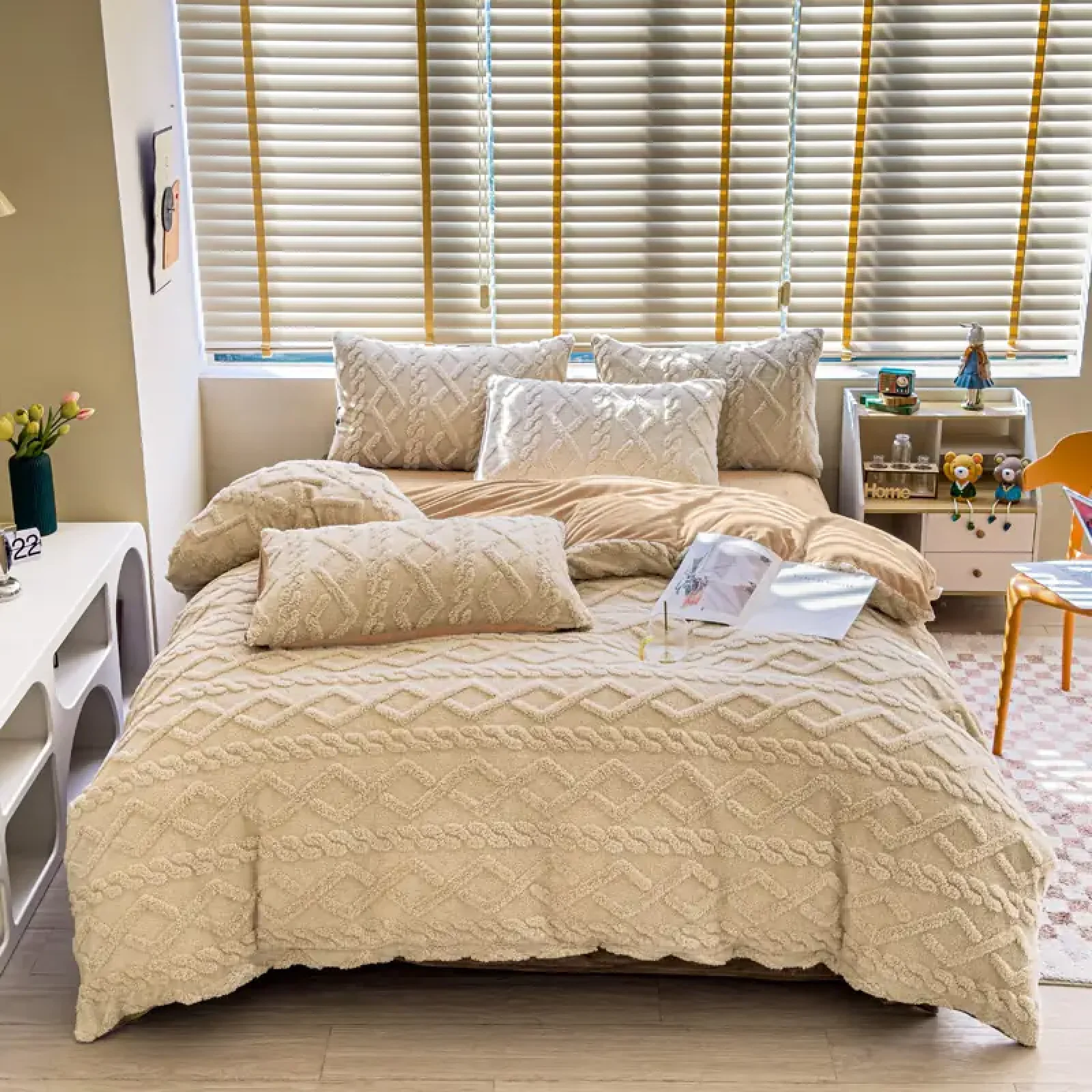 Набір текстилю Soho Ковдра 200х220 см + 2 наволочки 50х70 см Romance Cream UA