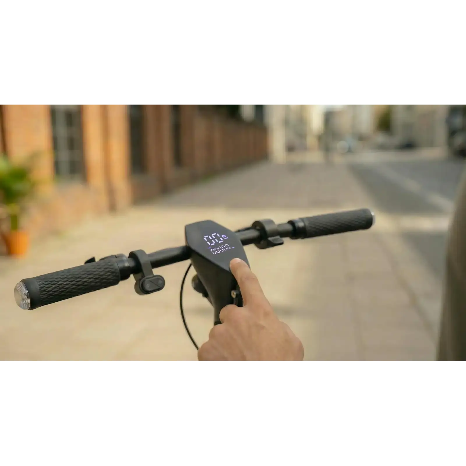 Електросамокат Sencor S71 DARK UA
