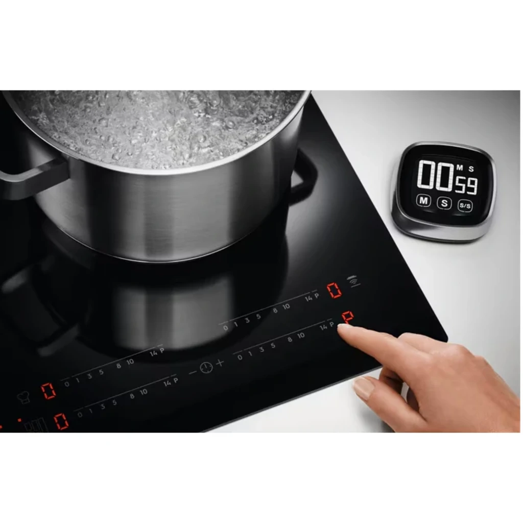Електрична варильна поверхня Electrolux CIV644 UA
