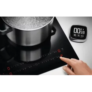 Электрическая варочная поверхность Electrolux CIV 634 UA