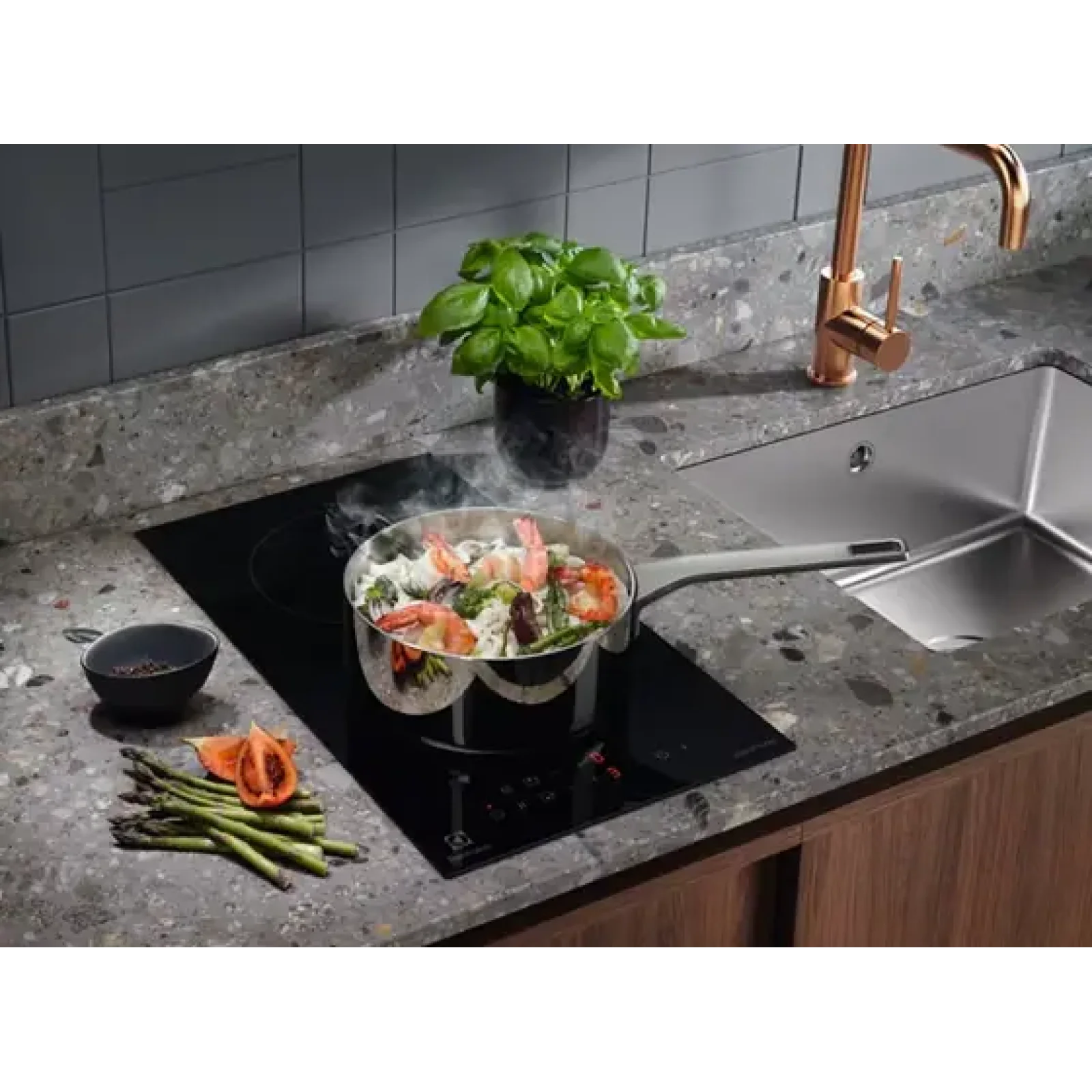 Вбуд. поверхня ELECTROLUX LIT30230C UA