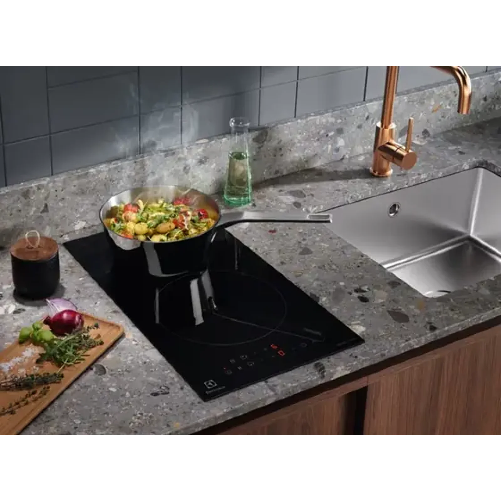 Вбуд. поверхня ELECTROLUX LIT30230C UA