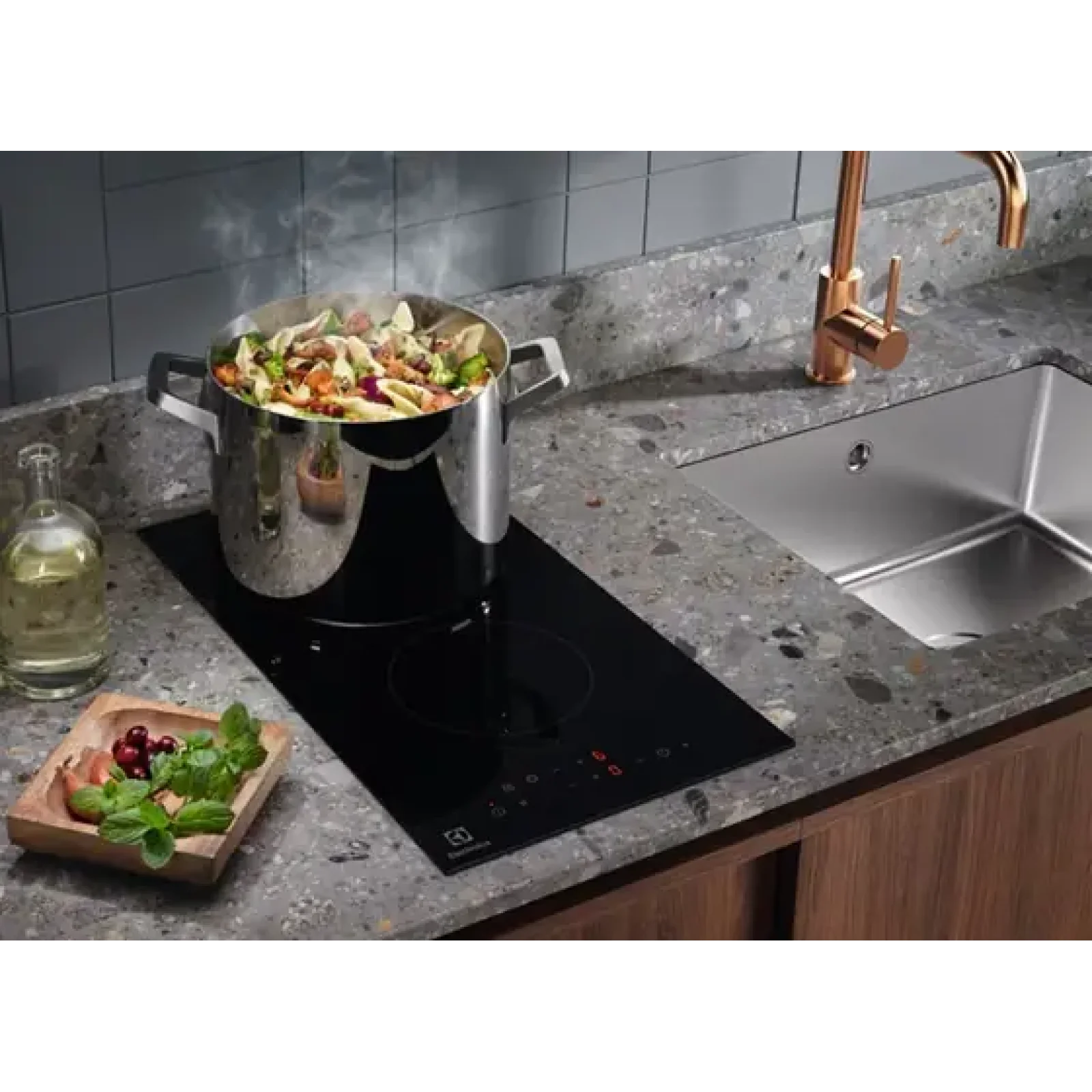 Вбуд. поверхня ELECTROLUX LHR3233CK UA