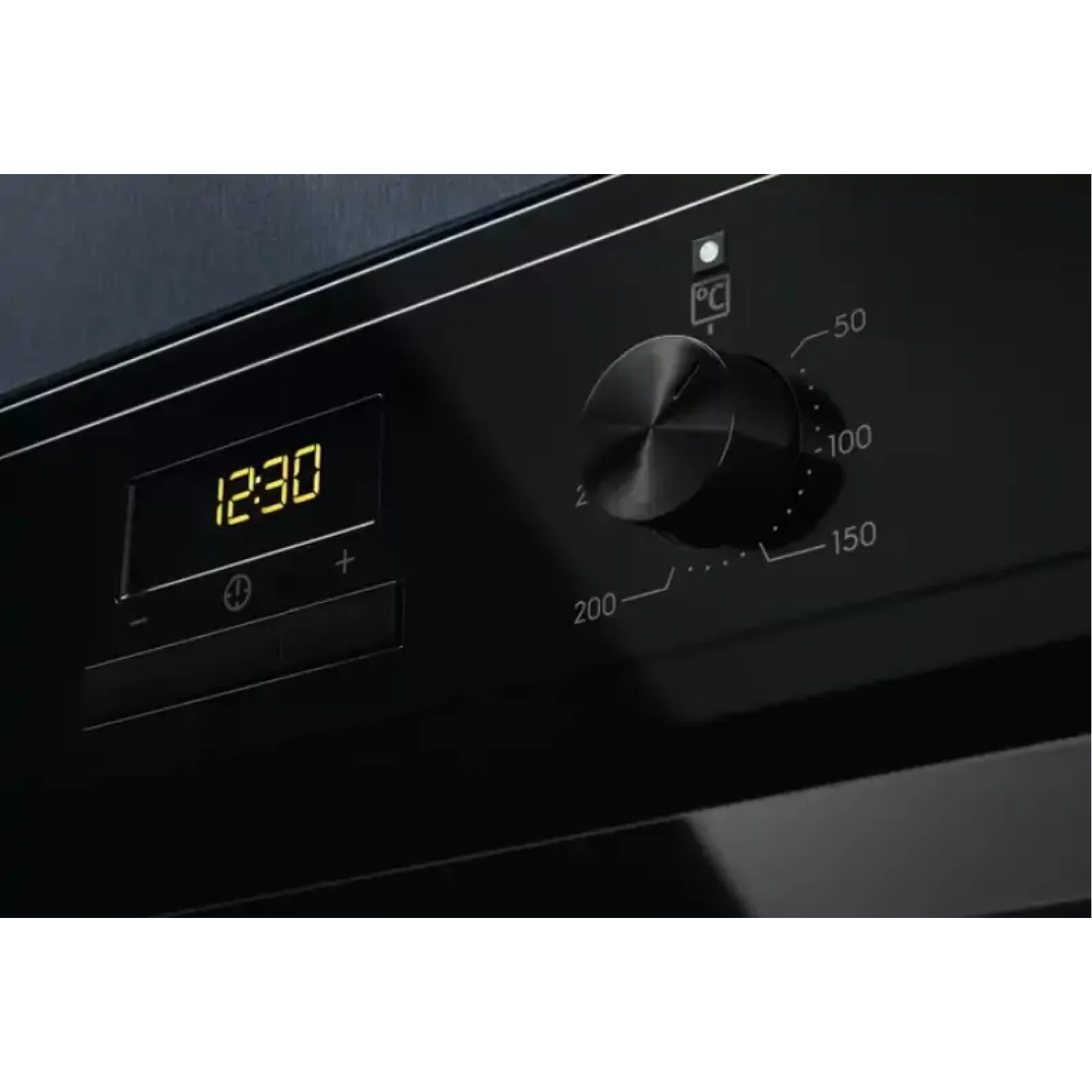 Встр. духовка ELECTROLUX EOF3H50BK UA