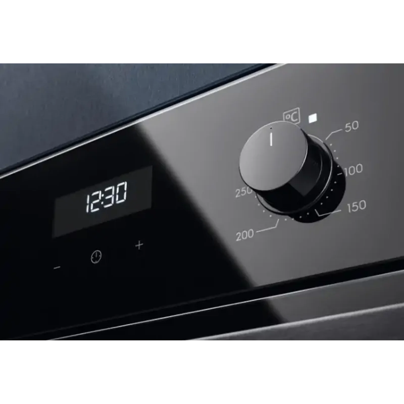 Встр. духовка ELECTROLUX EOF5C50BZ UA