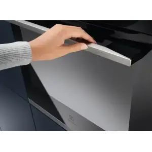 Духова шафа ELECTROLUX KOEBP39WX UA