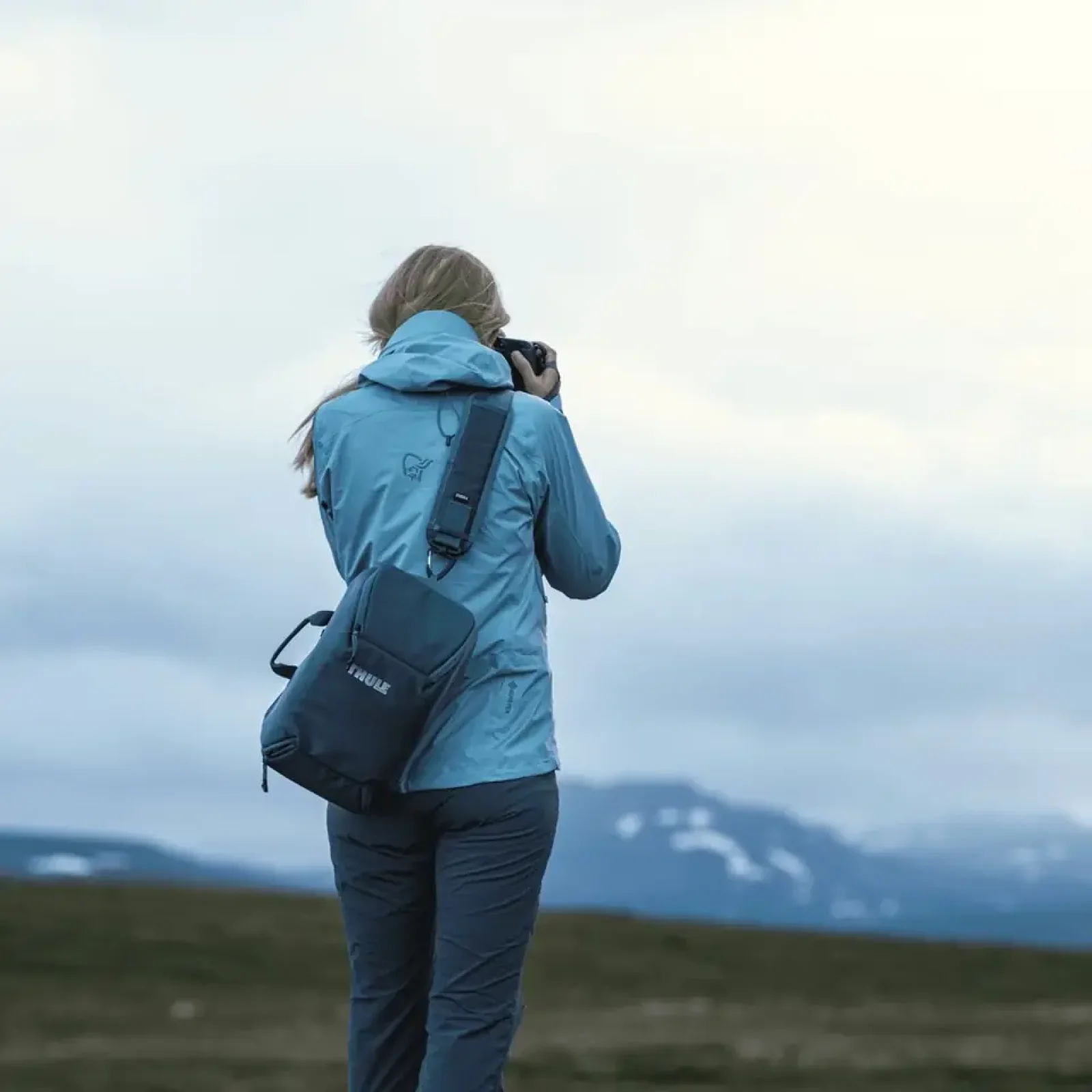 сумка THULE Covert DSLR Backpack 32L TCDK232 (Black) UA