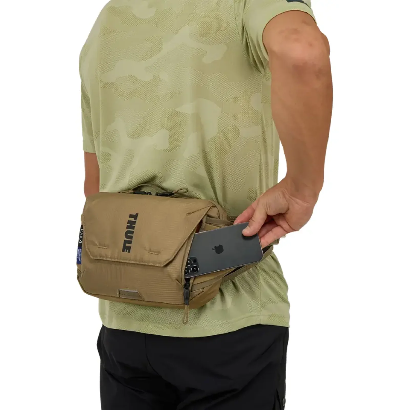 Сумка Thule Portable Rail Hydration Hip Pack 4L TRHP-304 Faded Khaki UA