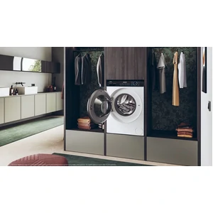 Стиральная машина автоматическая Haier HW80-B14939-S UA