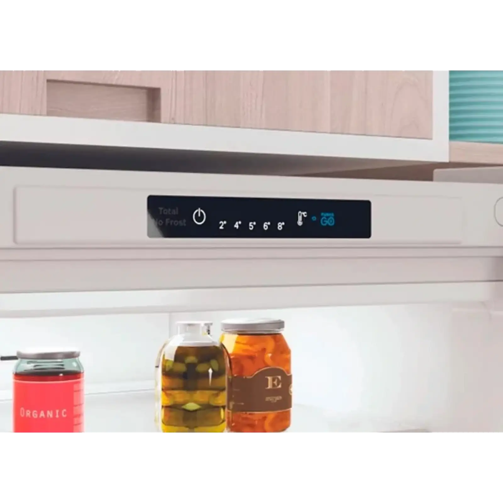 Холодильник Indesit INFC9 TI22W UA