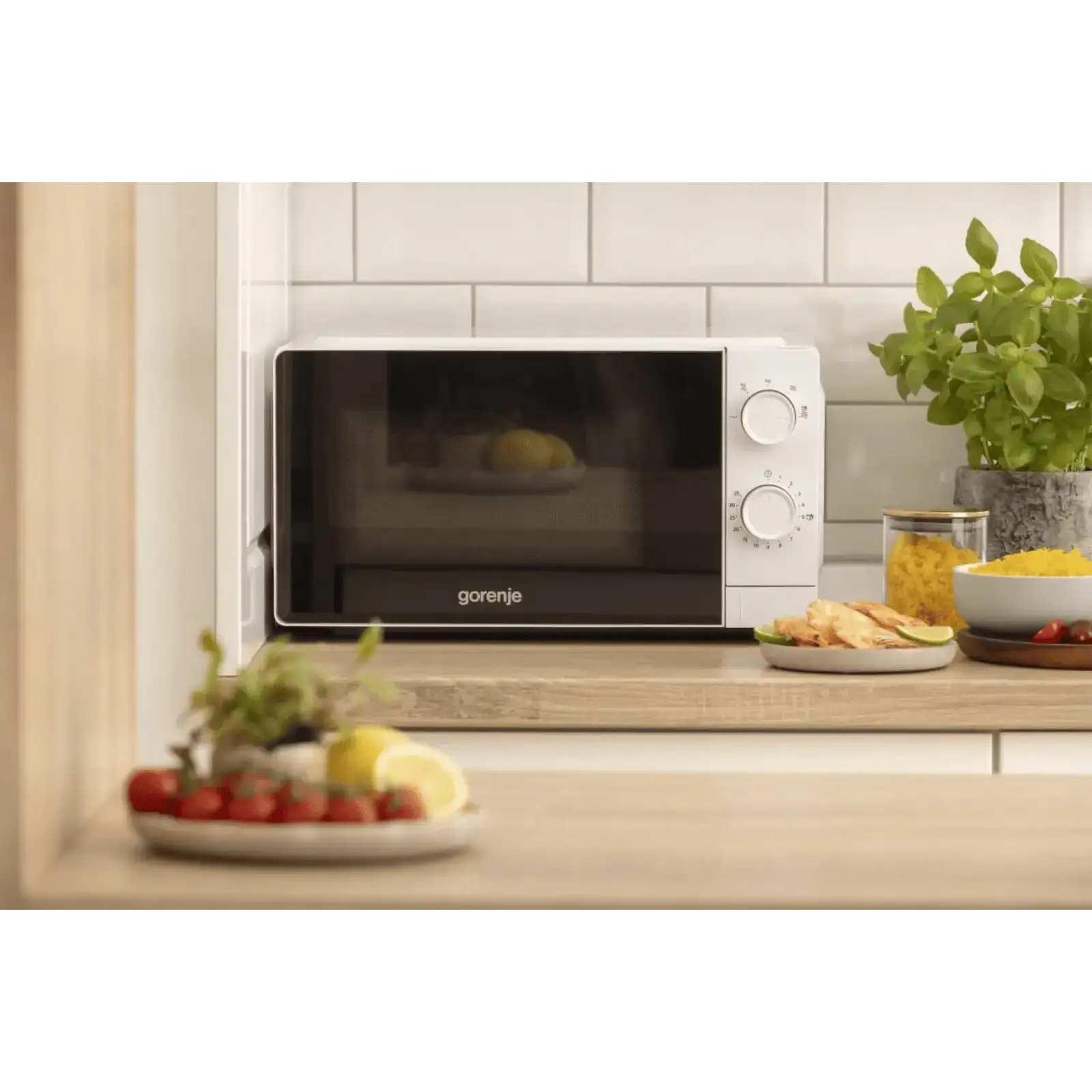 Микроволновая печь Gorenje MO20CE1W5 UA