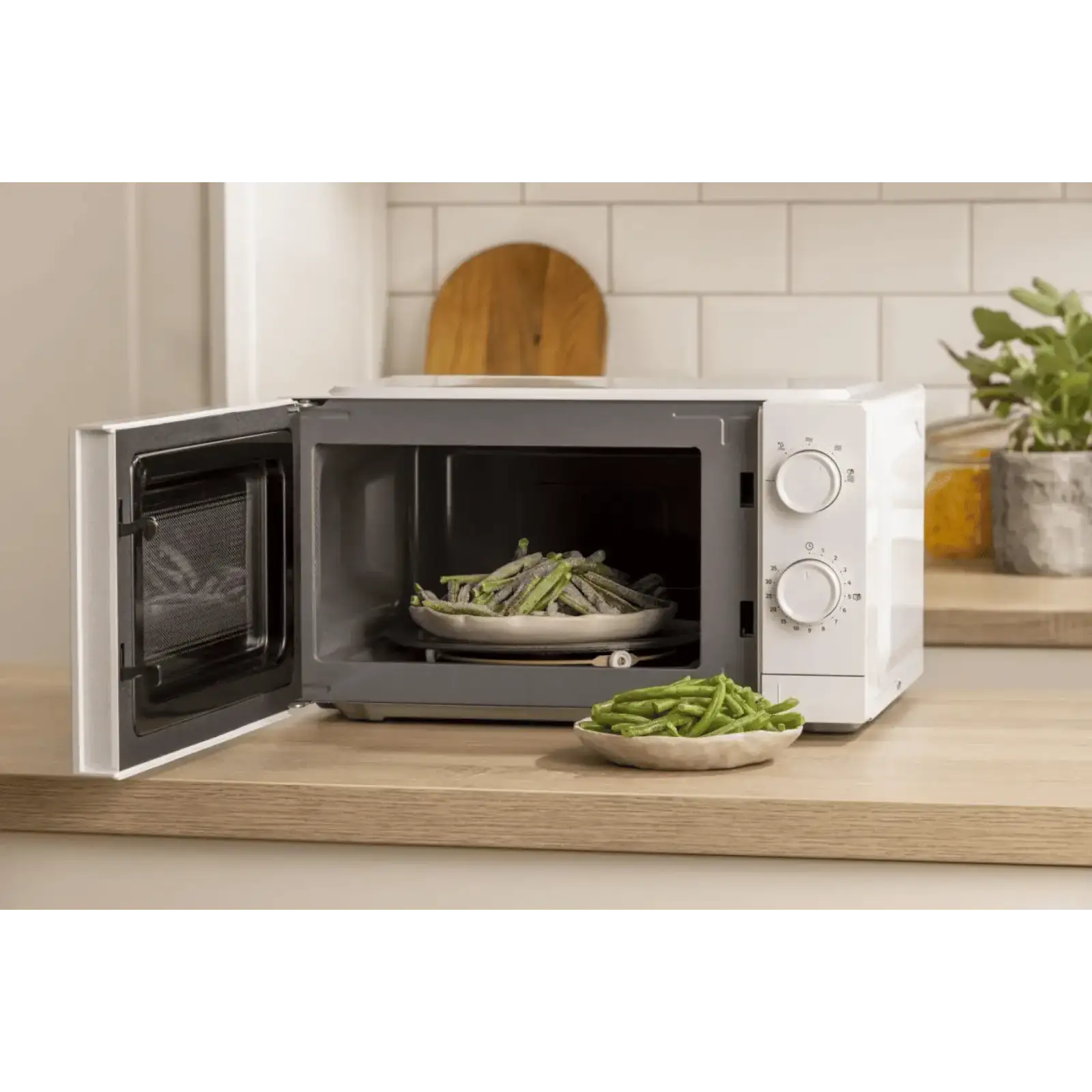 Микроволновая печь Gorenje MO20CE1W5 UA