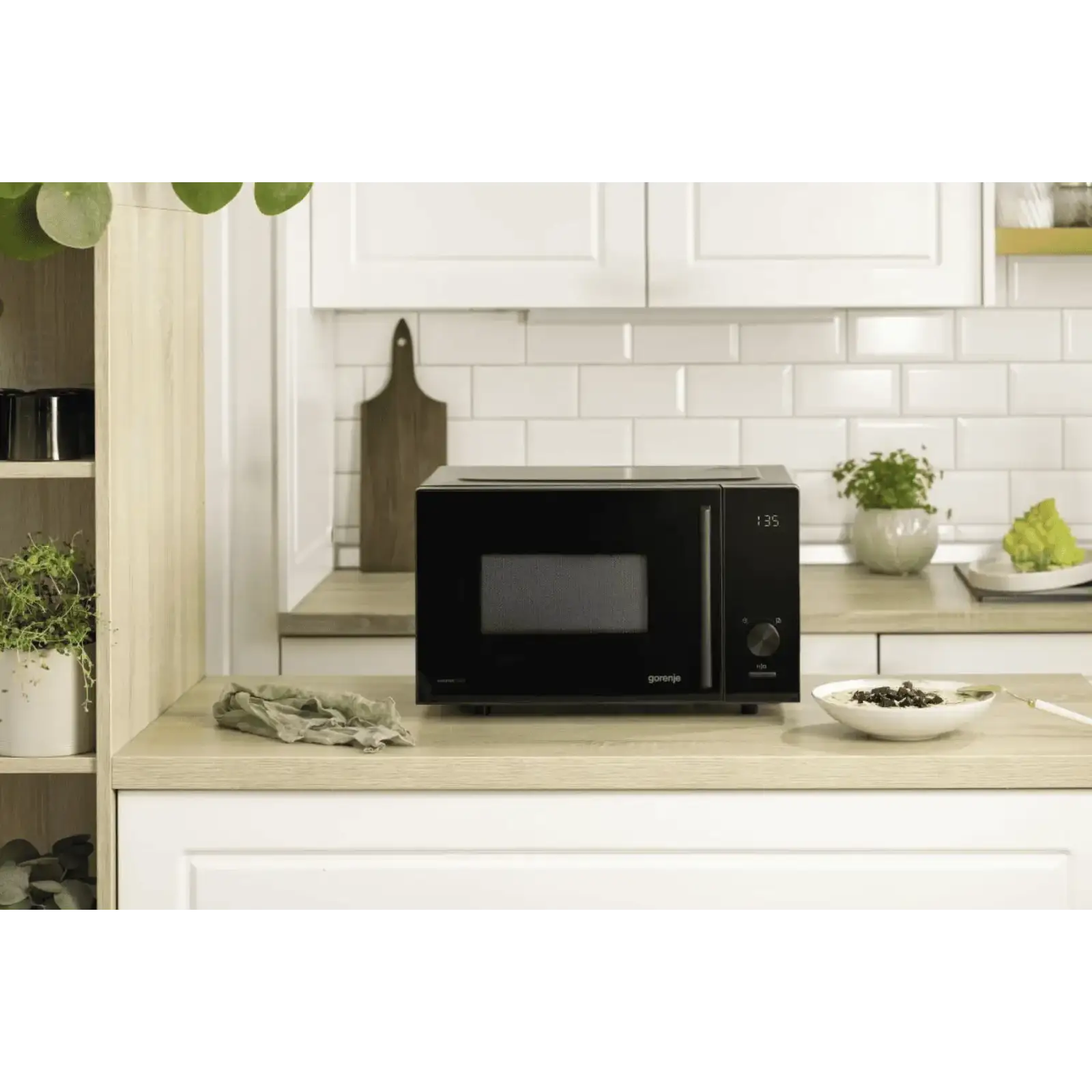 Микроволновая печь Gorenje MO23S3B5 UA