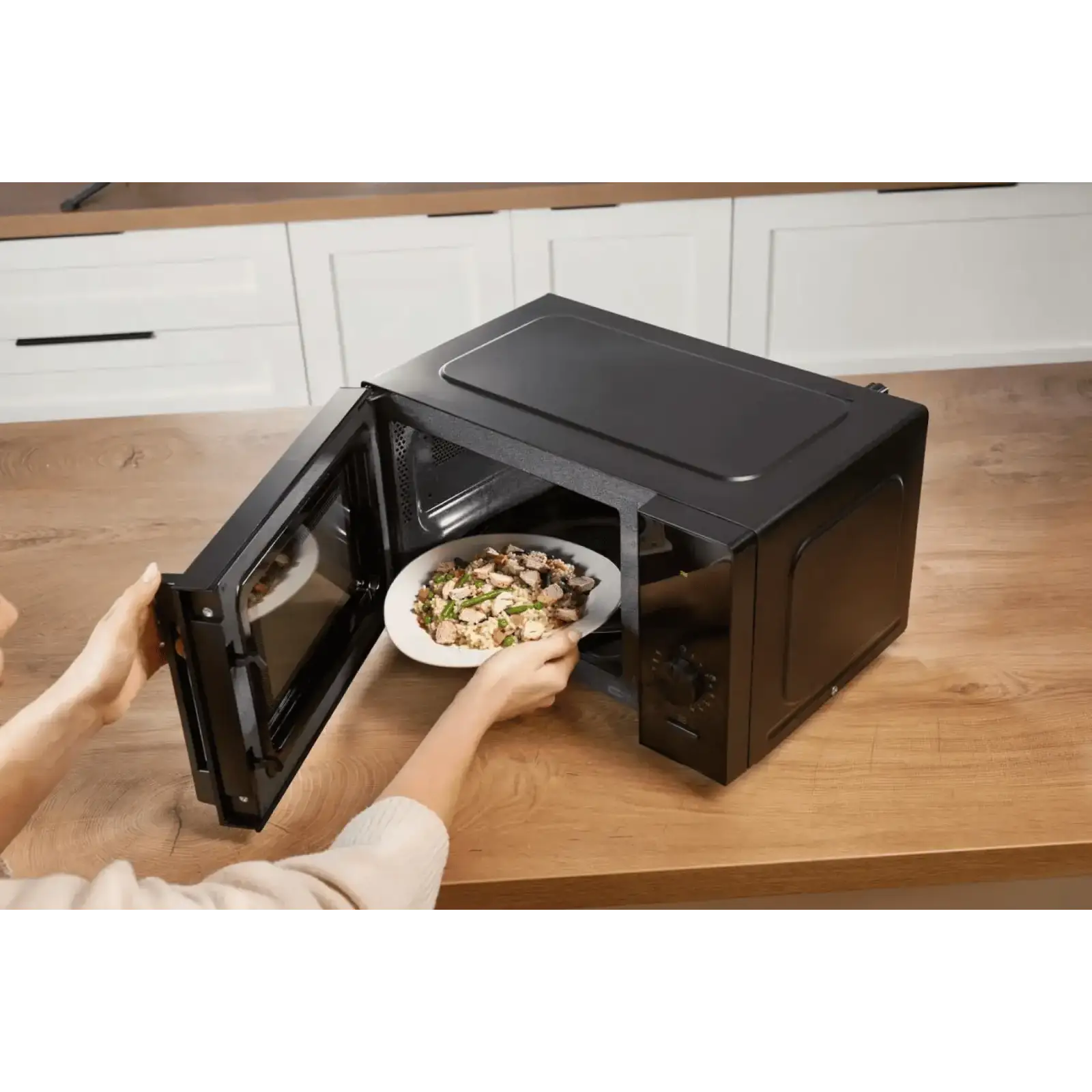 Микроволновая печь Gorenje MO20E1B15 UA