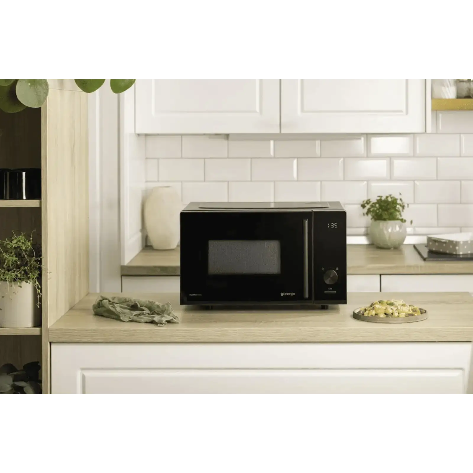 Микроволновая печь Gorenje MO23S4B5 (C23UGP77-G8E-B1A) UA