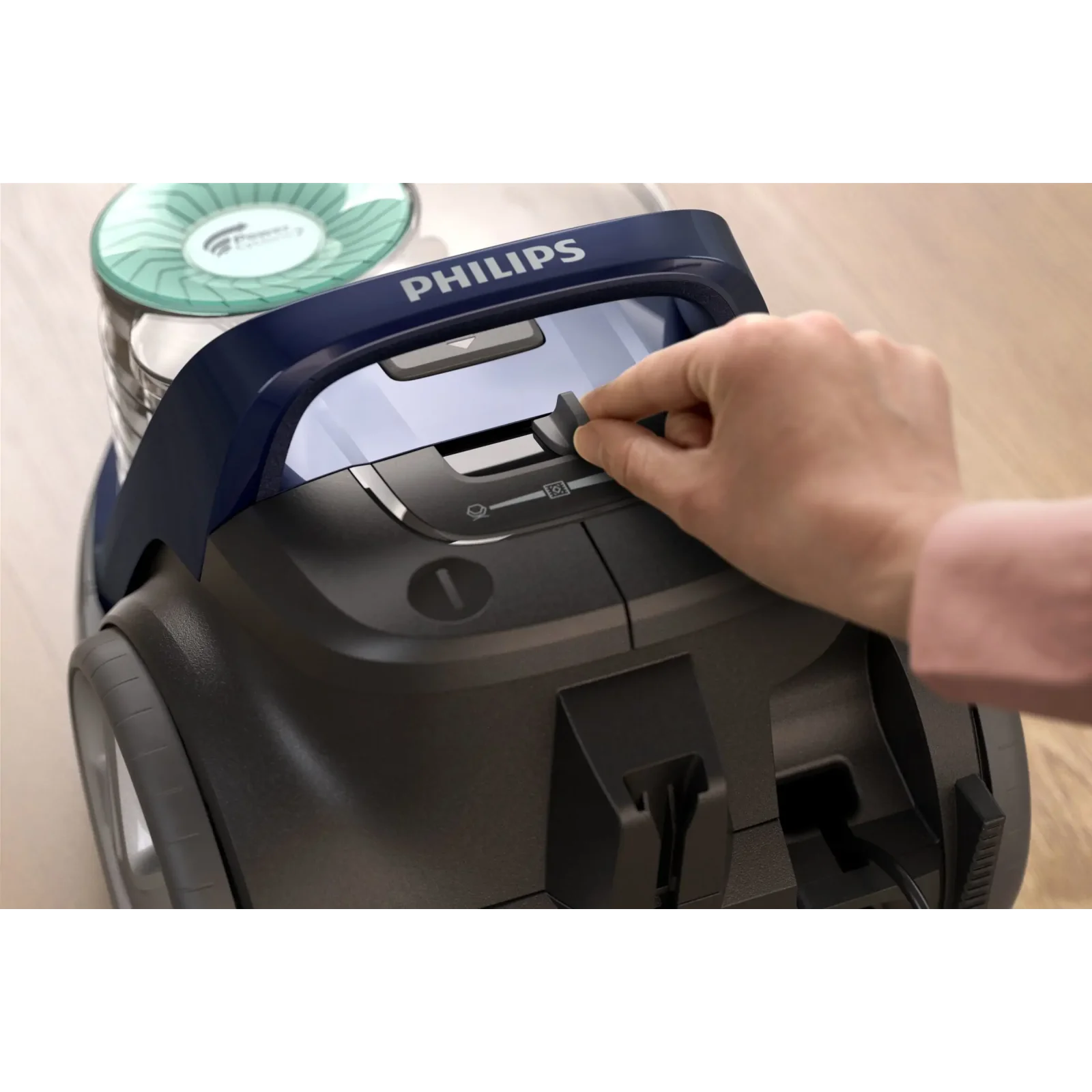 Пылесос циклонный Philips FC9550/09 UA