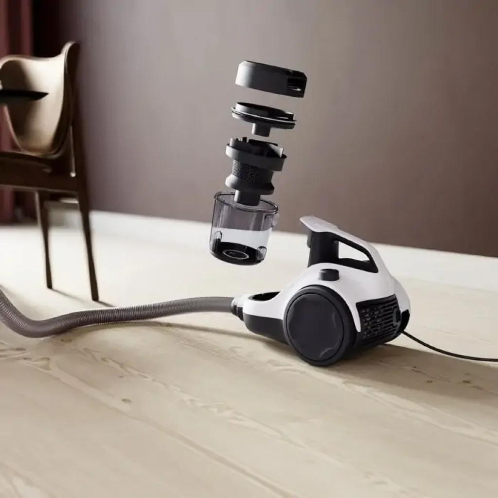 Пилосос циклонний ELECTROLUX ECC21-2IW UA