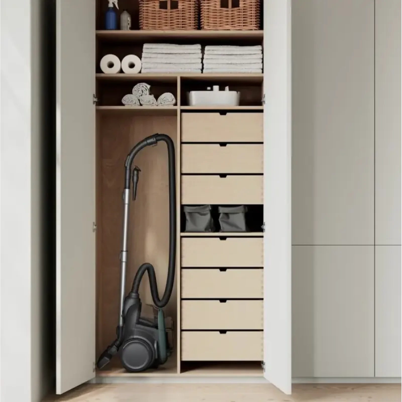 Пылесос циклонный ELECTROLUX EL61C2OG UA